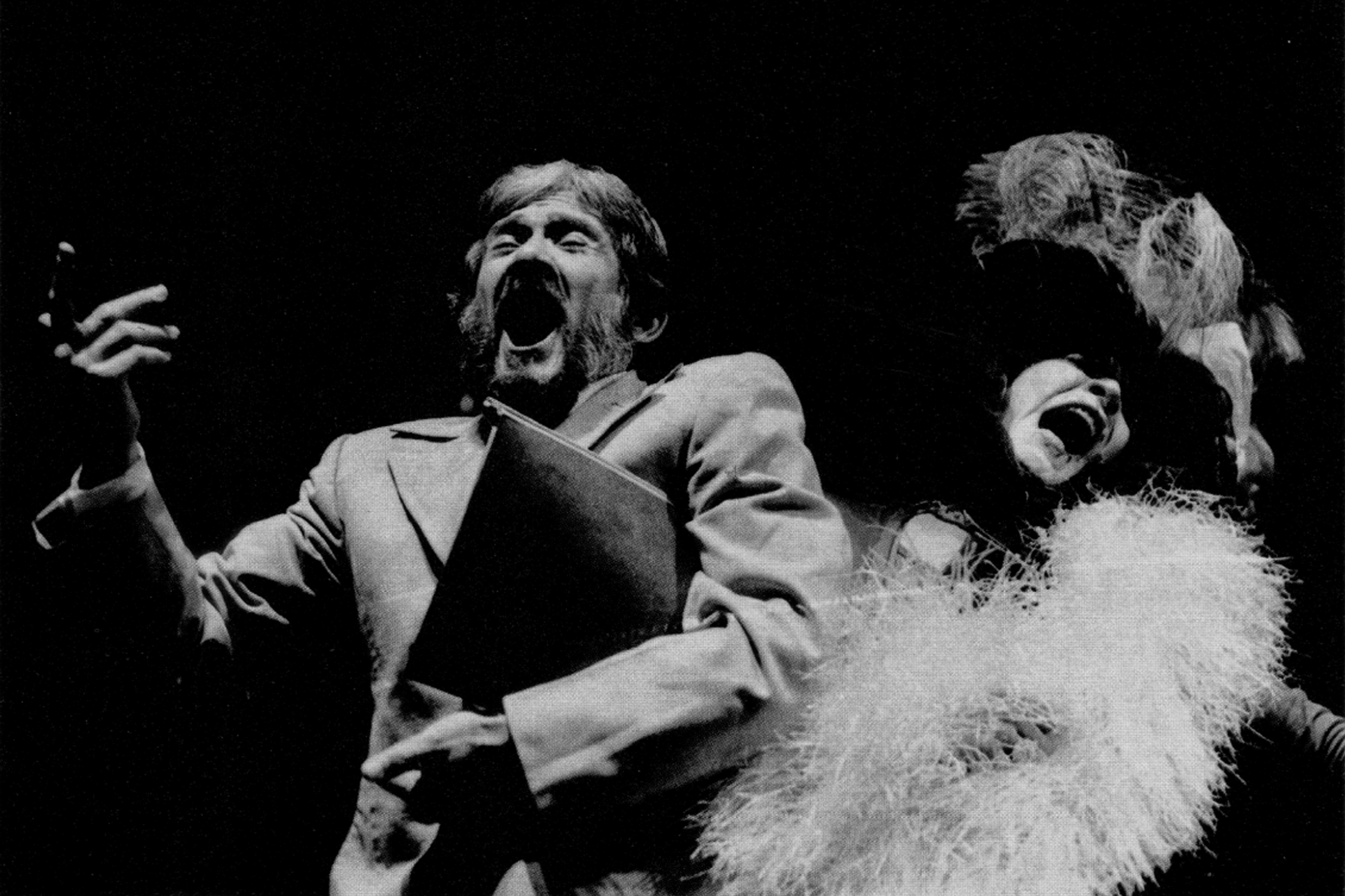 Perfiles para un manual de crítica teatral