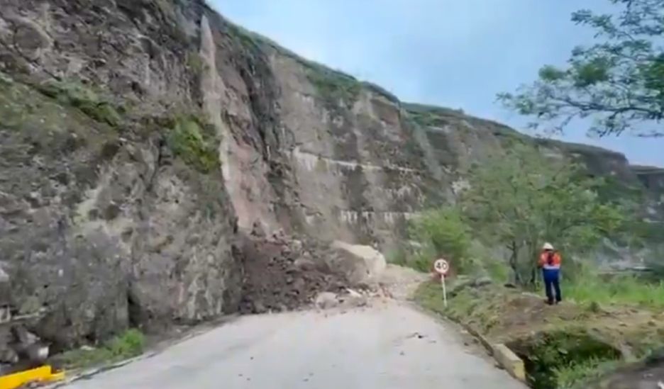 Nuevo derrumbe en la vía Panamericana: afectaciones y punto bloqueado