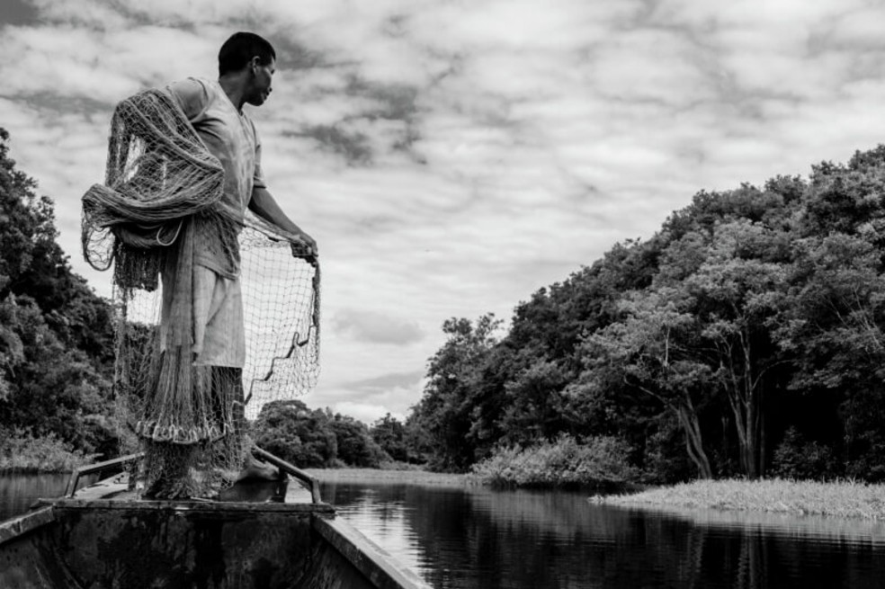 El grupo de indígenas que estudia sus peces en la Estrella Fluvial Inírida