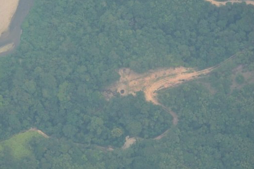 Autoridades atribuyen al Eln atentado contra el oleoducto Caño Limón-Coveñas