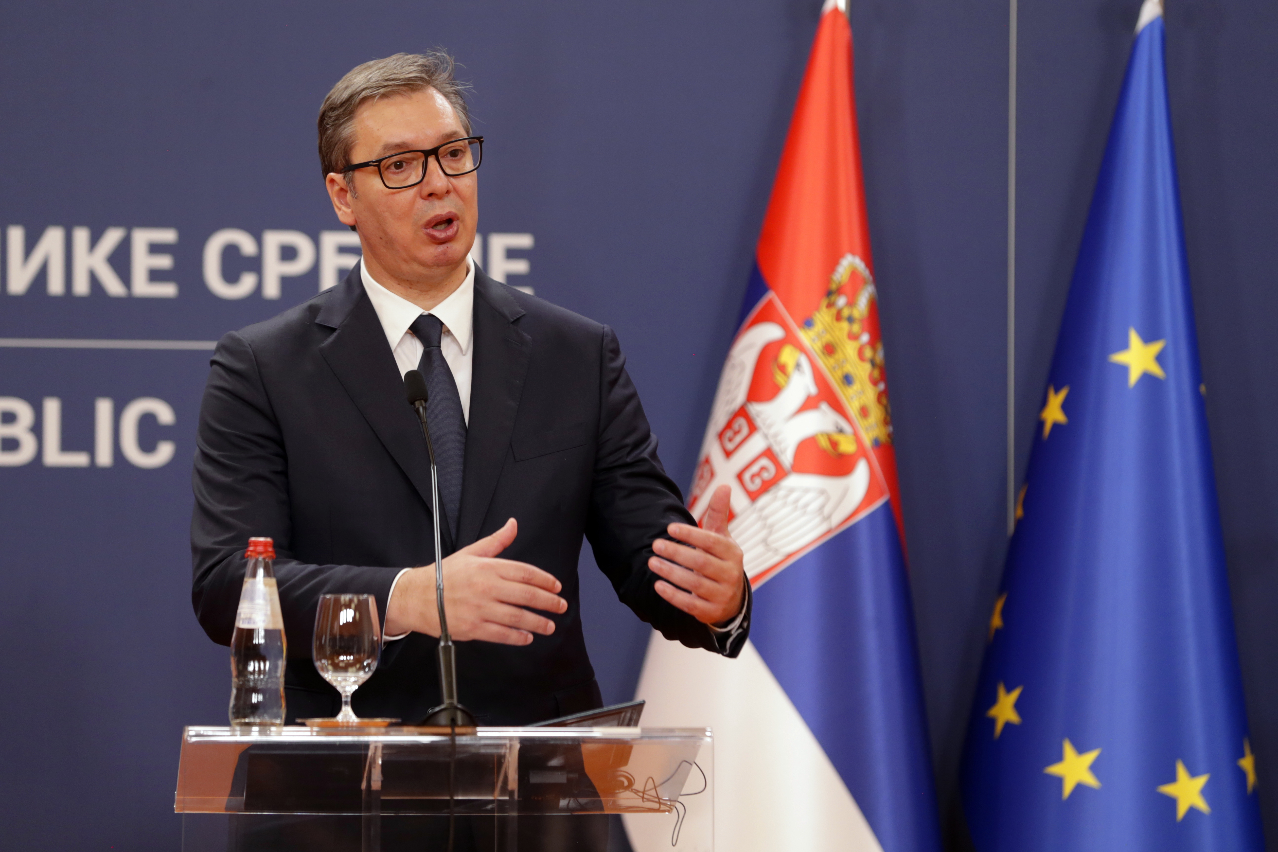 Tensiones y bloqueos en la frontera entre Kosovo y Serbia, ¿por qué?