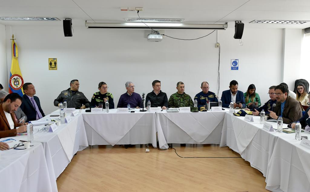 “Paz total”: Instalan puestos de mando en municipios más afectados por el conflicto