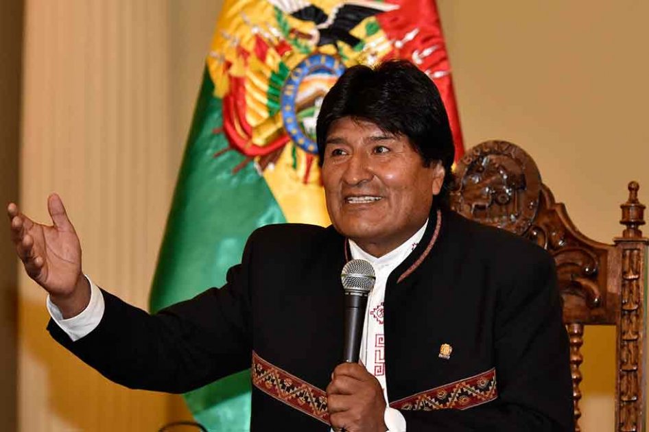 «Hemos perdido la batalla, pero no la guerra», dice Evo Morales al reconocer la derrota