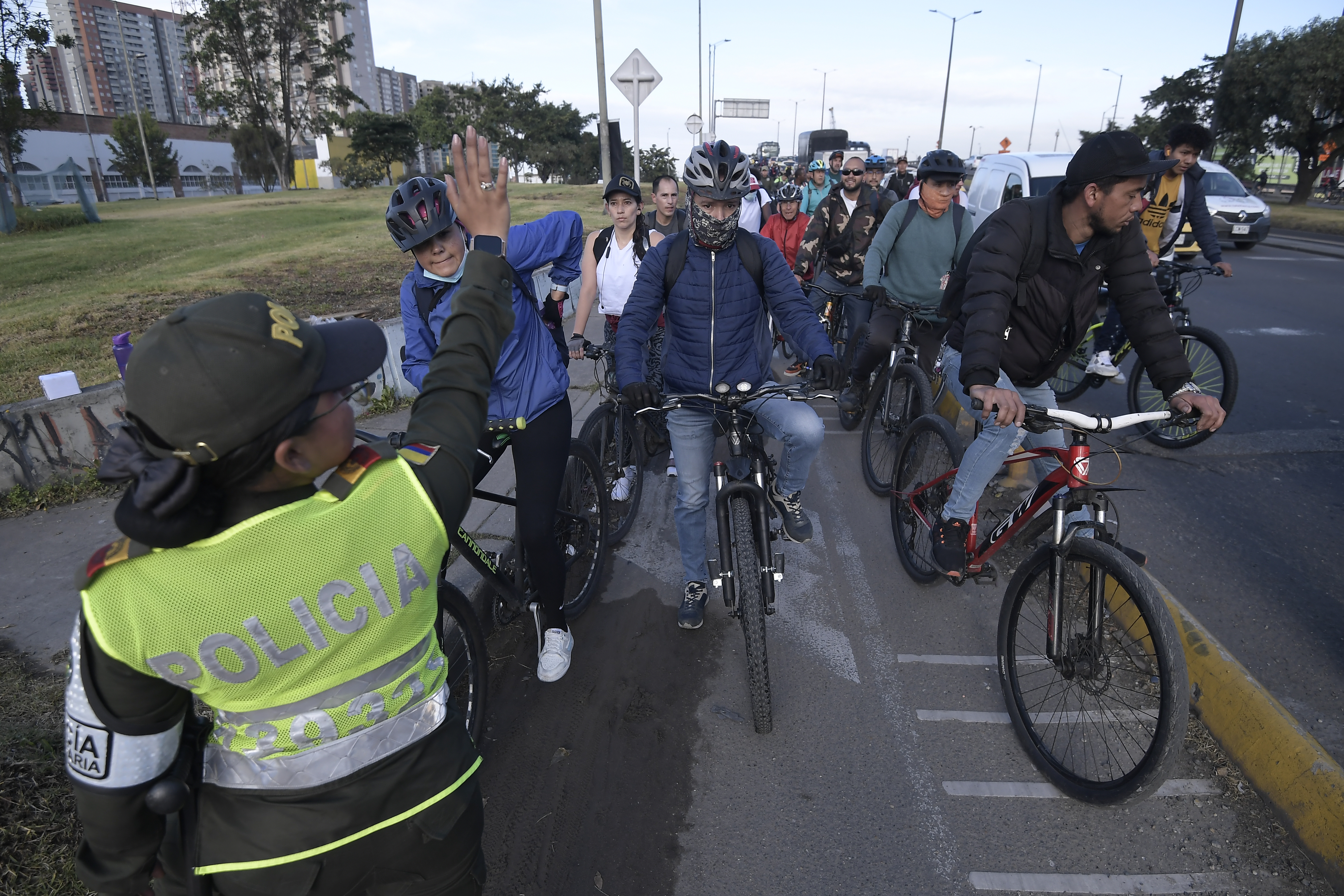 Pico y placa en Bogotá el 5 de febrero Día sin carro 2026: ¿A quiénes aplica?