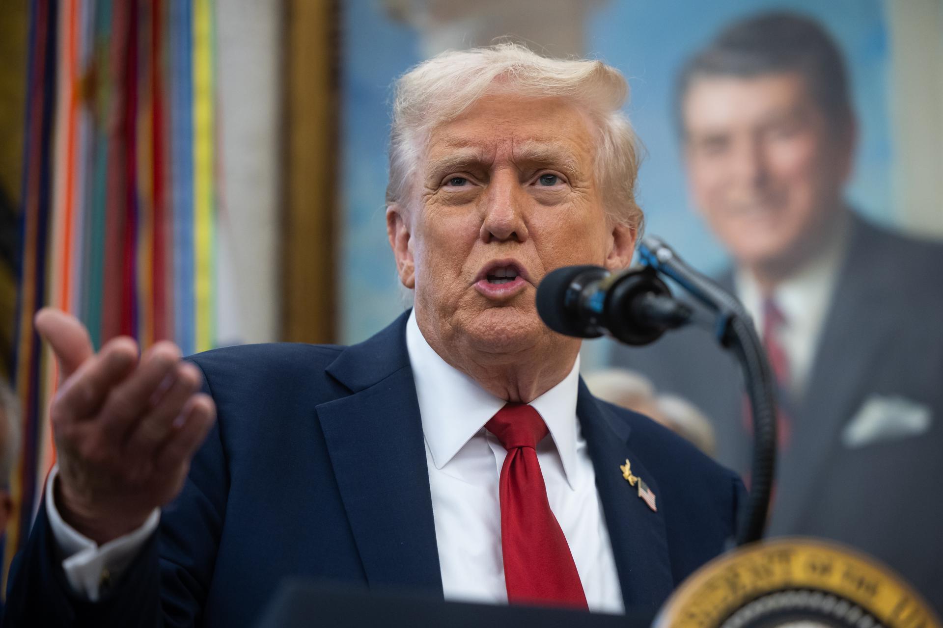 Trump dice que está en “conflicto armado” formal con los carteles en el Caribe
