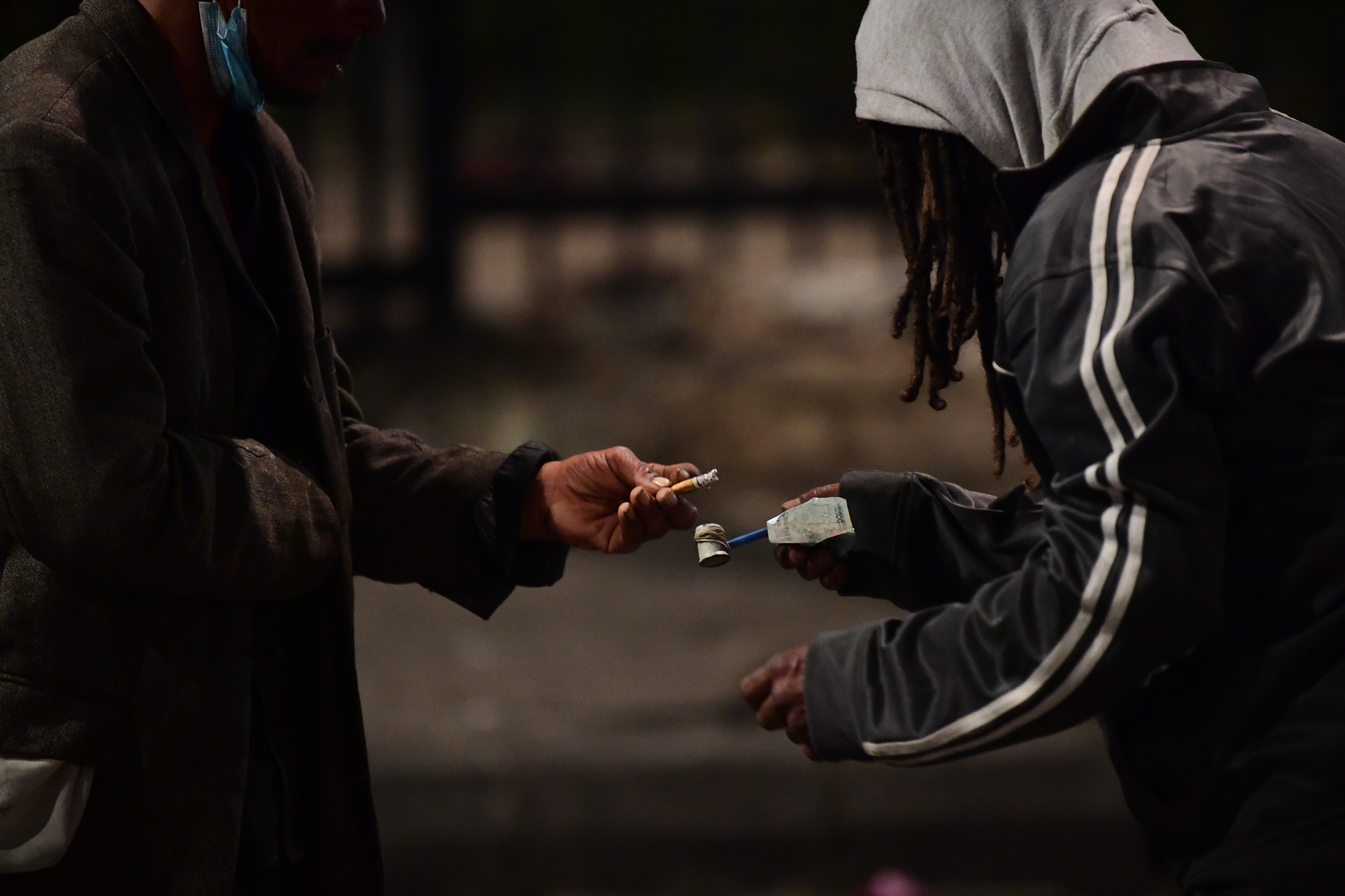 Caen ‘Los Padrinos’: usaban a menores y abuelitos, para vender droga en Bogotá