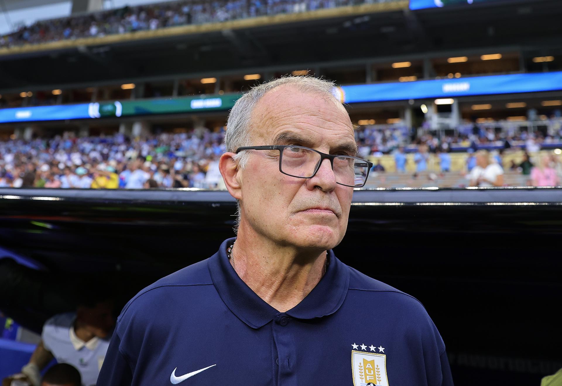“No le agrega nada y le quita mucho”: Marcelo Bielsa, DT de Uruguay, sobre los cooling break