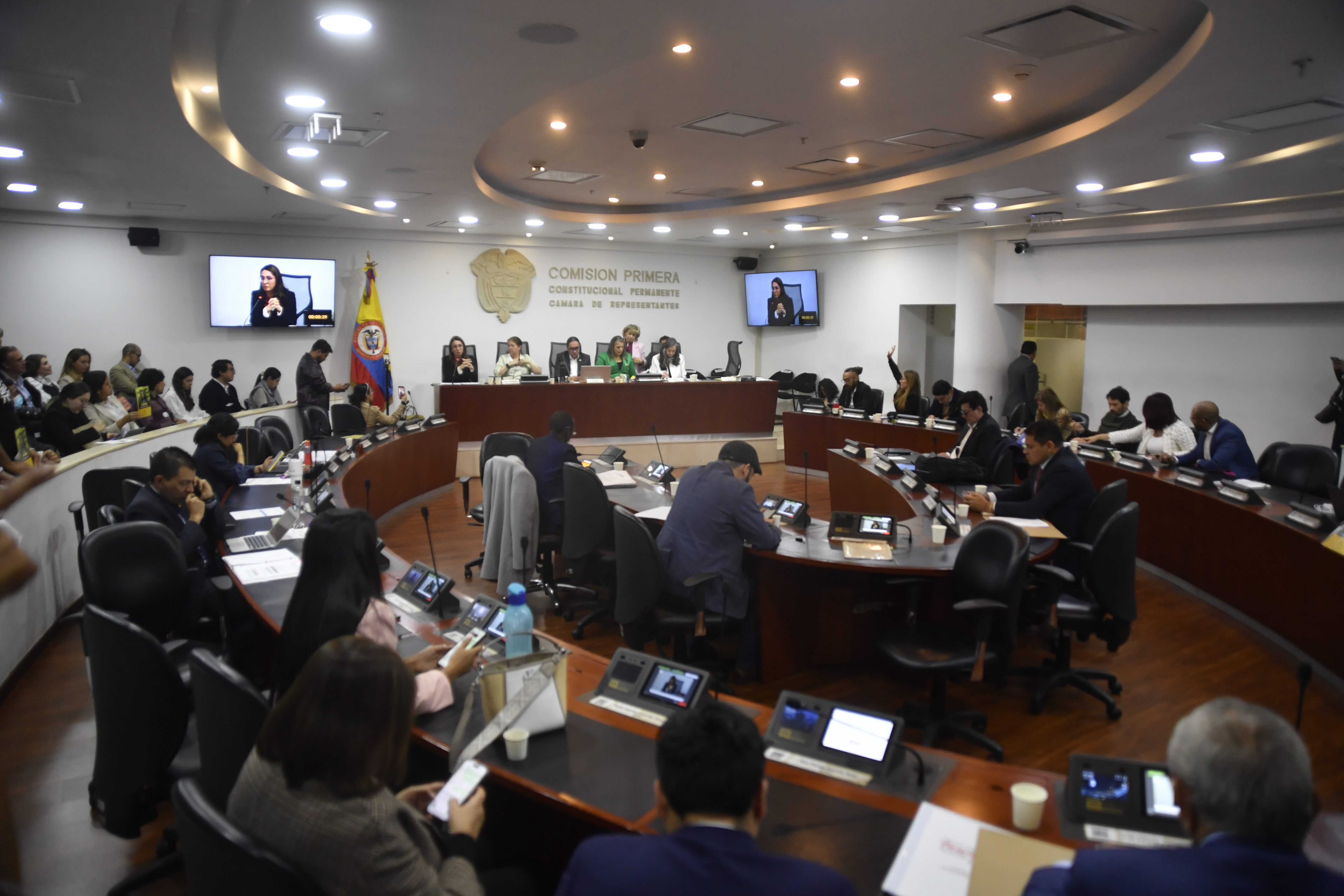 Congreso avanzó en la regulación del uso adulto de cannabis en Colombia