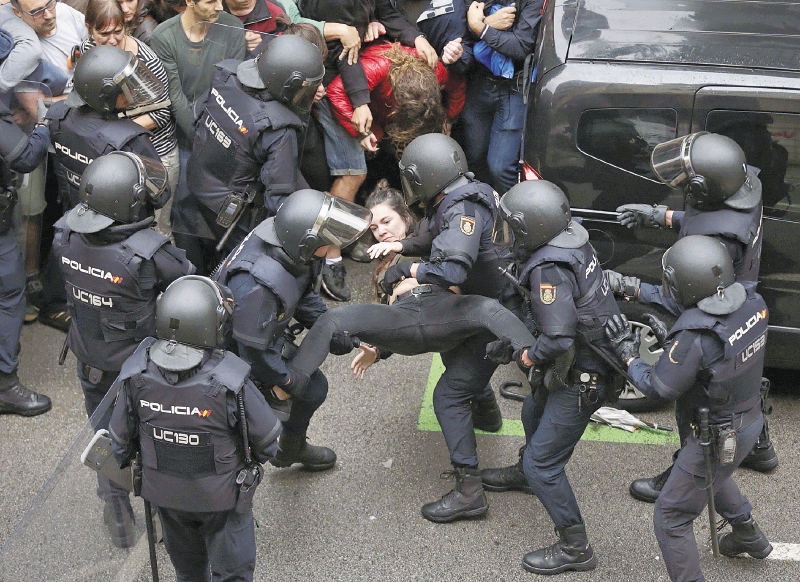 El diálogo, un paso ineludible en Cataluña