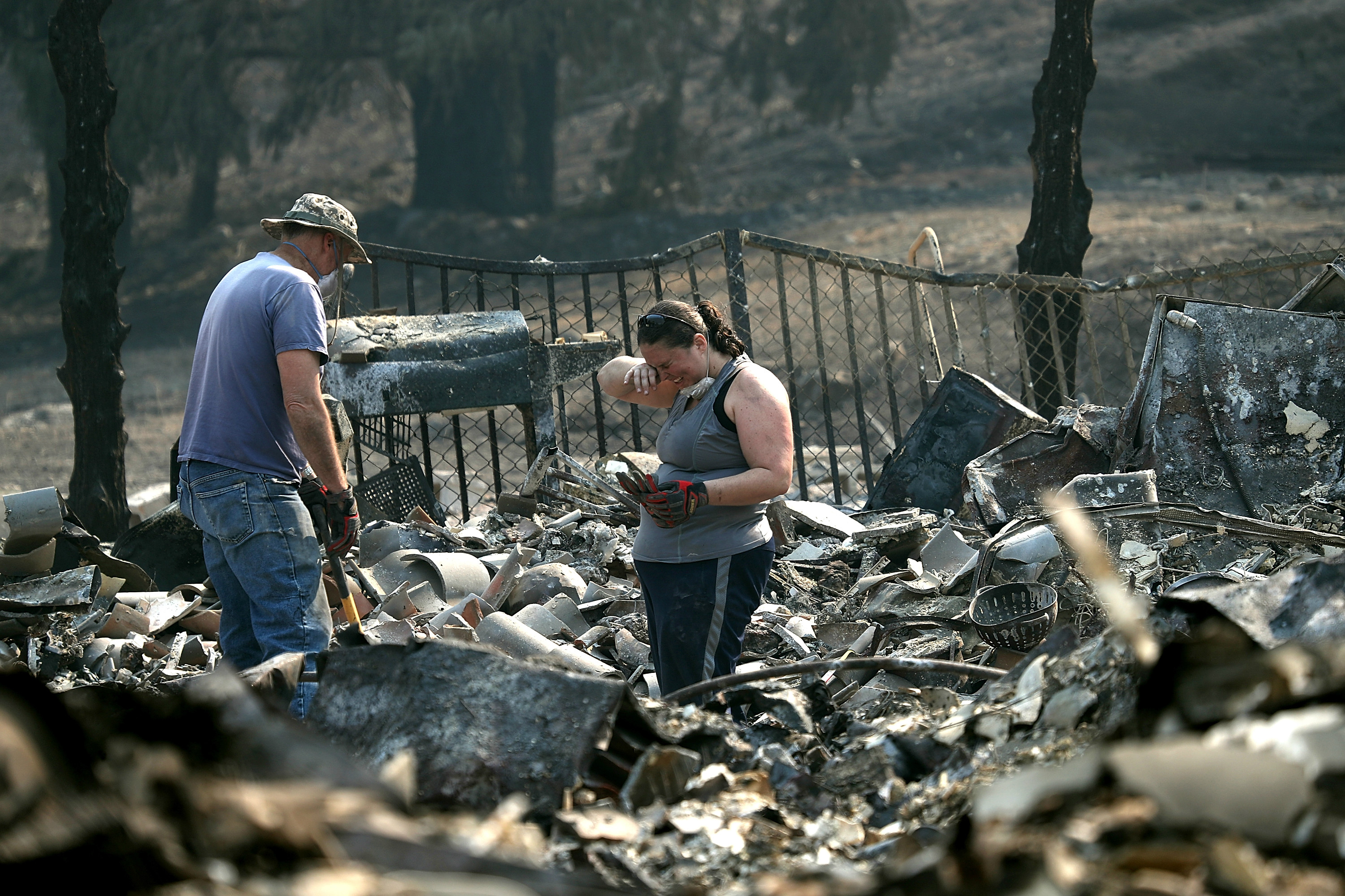 Sube a 40 el número de víctimas mortales por incendios de California