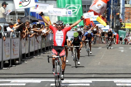 Félix Cárdenas se mantiene en el liderato de la Vuelta a Táchira