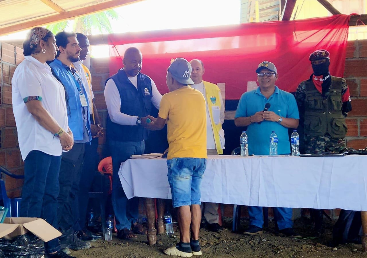 ELN liberó a dos personas que tenía secuestradas desde inicios de agosto en Chocó