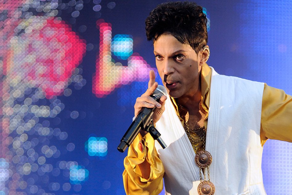 Prince deja la «esclavitud» y lanza su nuevo disco en streaming