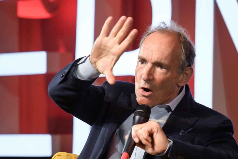 Tim Berners-Lee, el creador de la World Wide Web.  / Fabrice Coffrini / POOL / AFP