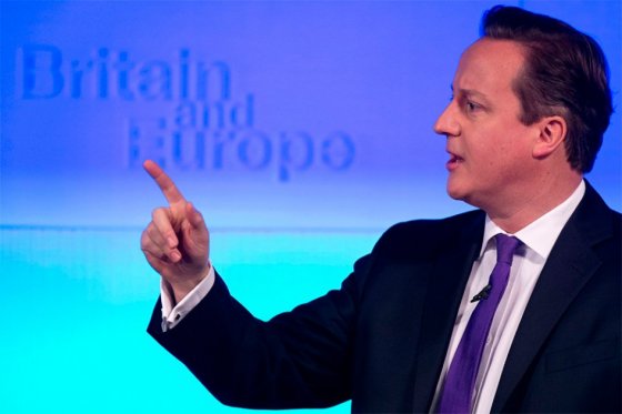 En medio de polémica de ‘Panamá Papers’ Cameron anuncia ley para perseguir la evasión