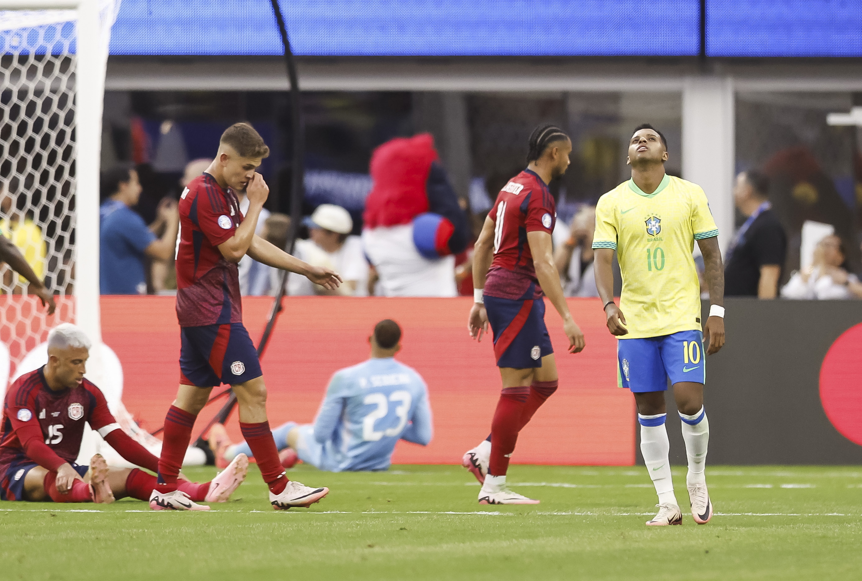 Empate con sabor a derrota para Brasil: no pudo con Costa Rica en la Copa América