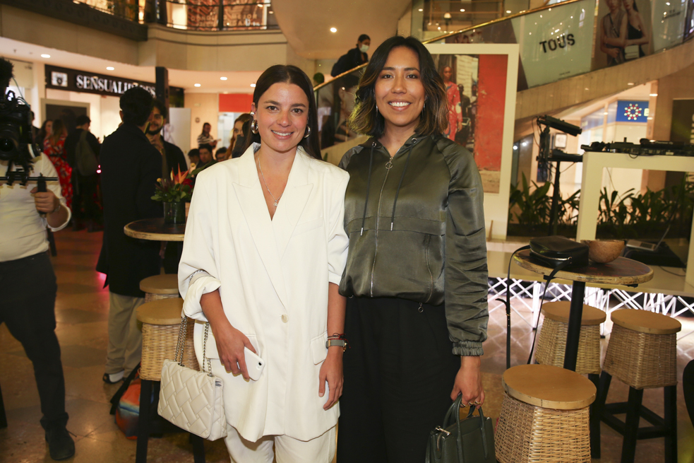 Manuela Tobón y Ana María Pino