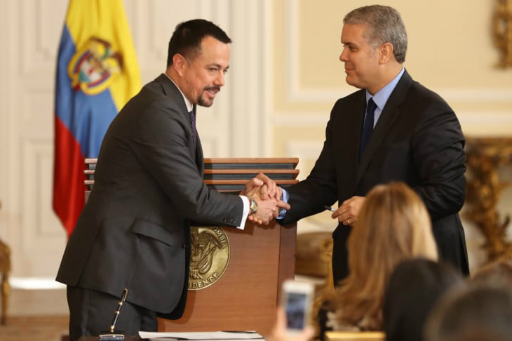 Partidos políticos de oposición celebran la renuncia de Juan Pablo Bieri
