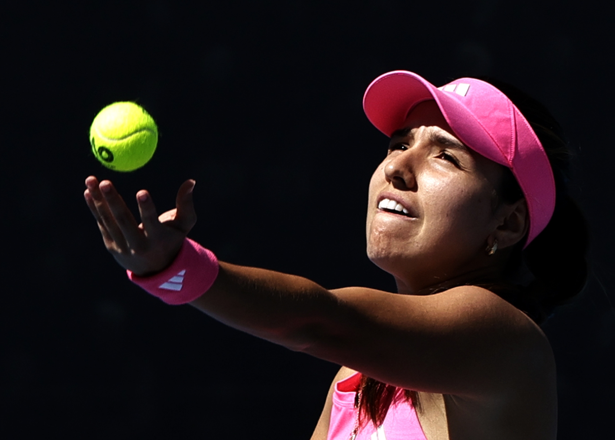 Camila Osorio quedó fuera del Abierto de Australia tras caer ante Ons Jabeur