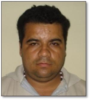 "Chucho Mercancía" también estuvo en la cárcel por ser el segundo al mando de "Los Ubareños".Cortesía Policía NacionalA Chucho Mercancía,revelaron las autoridades tras anunciar que había muerto, se le atribuía “el manejo del 80% de las rutas del narcotráfico en la Sierra Nevada, desde la Guajira hasta el departamento de Magdalena”. Pero, además, “también tenía relación con múltiples homicidios registrados en esa región del país, extorsión y desplazamiento forzado” y “ejercía control criminal sobre algunas fincas productoras de banano y enviaba clorhidrato de cocaína hacia el exterior”, por lo que dio a conocer la Policía Nacional.