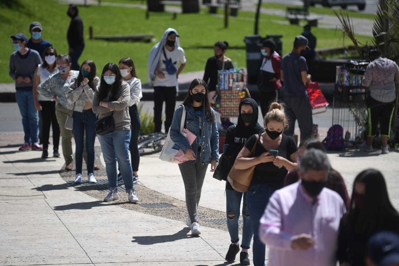 Toque de queda hasta el 3 de mayo: así funcionaría en Bogotá, Cali, Medellín y otras ciudades