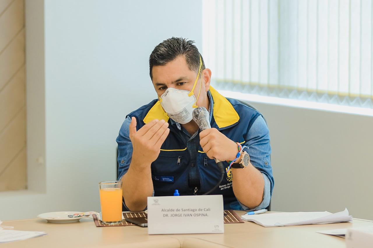 Alcalde de Cali denunciará a EPS por demoras en entrega de pruebas de COVID-19