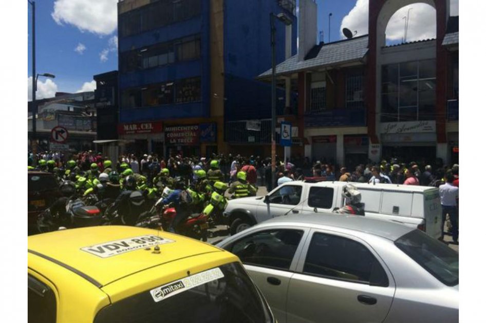Lanzan ofensiva contra la comercialización de celulares robados en Bogotá