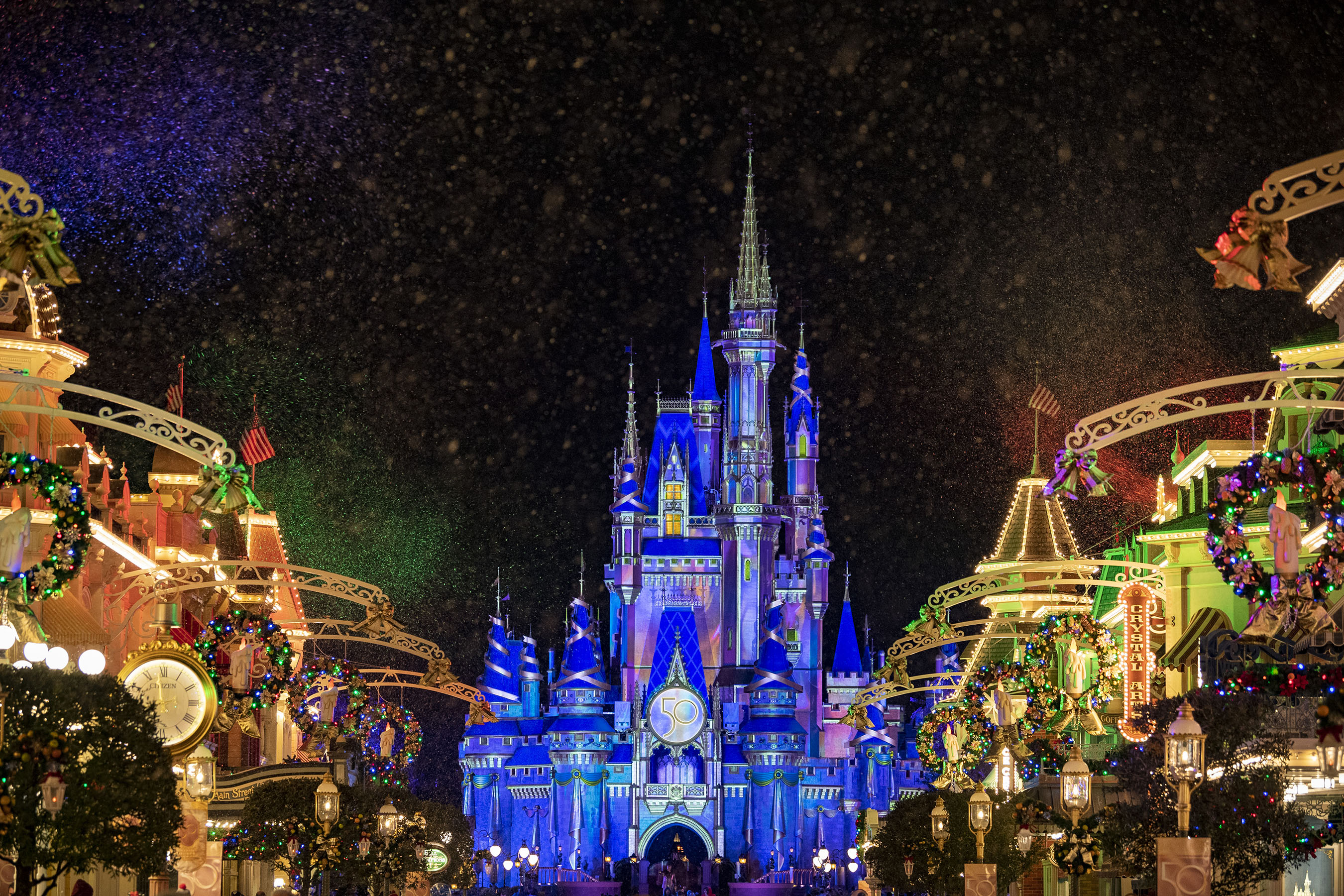 Los boletos para Mickey's Very Merry Christmas Party son limitados y se pueden comprar en la página web de Walt Disney World.