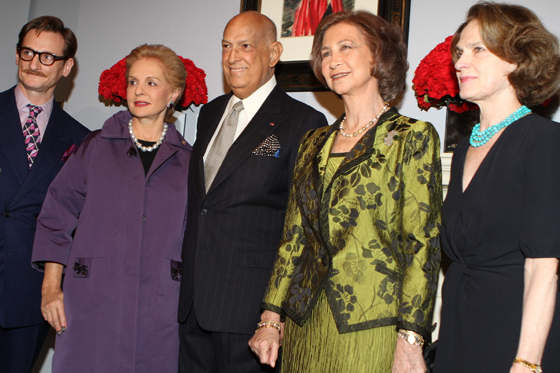 Reina de España visita exposición de Balenciaga