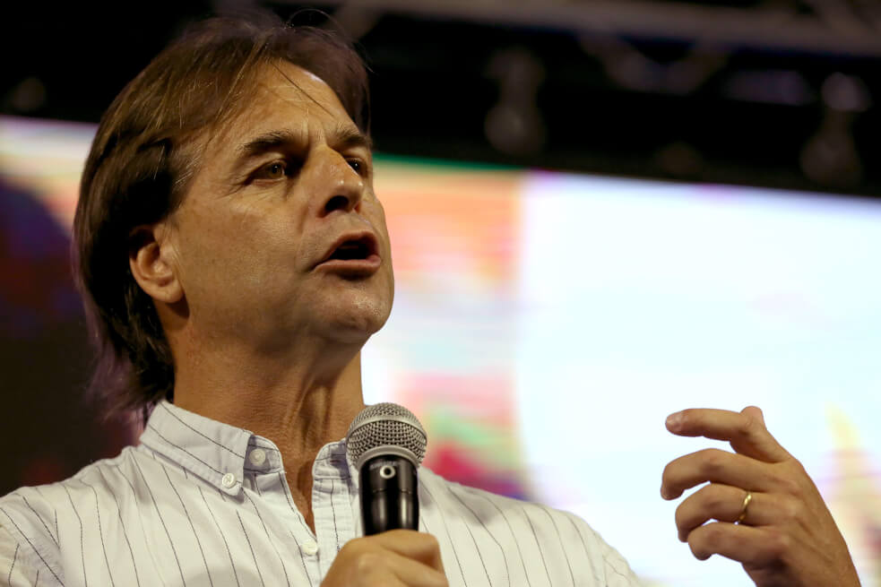 Uruguay elige presidente este domingo, ¿viraje a la derecha?