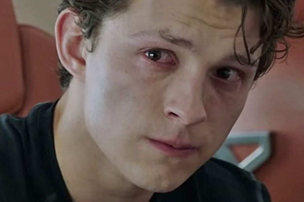 El actor Tom Holland en su interpretación de Peter Parker en una  de las entregas de "Spider - Man".