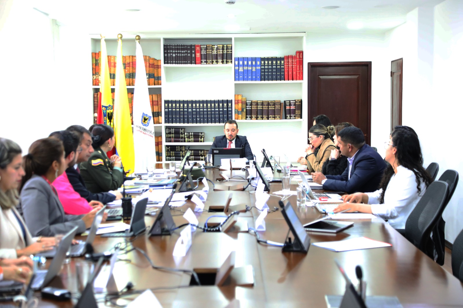 “La seguridad no es una bandera política”: personero tras reunirse con el Distrito