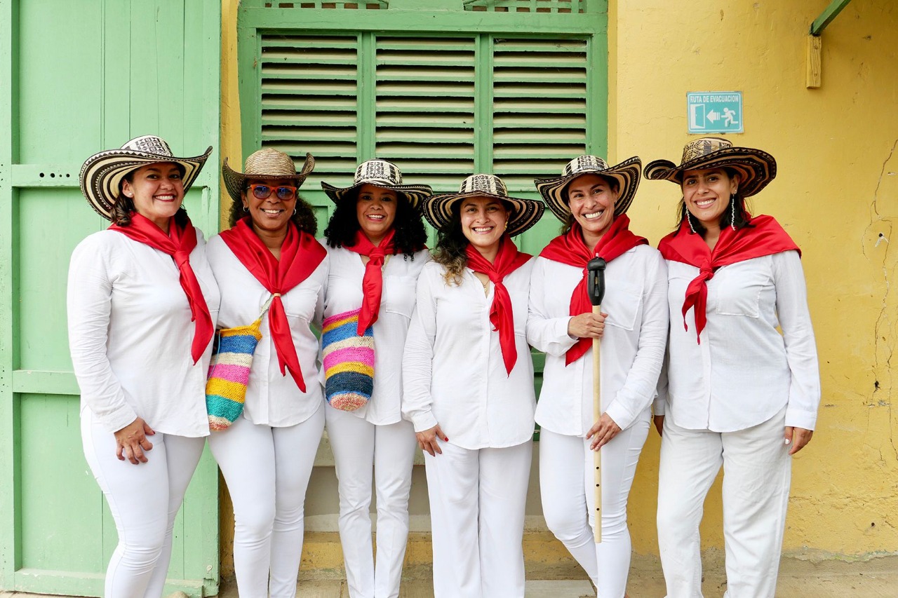 Flor de Cerezo: mujeres gaiteras que han abierto camino en la música tradicional