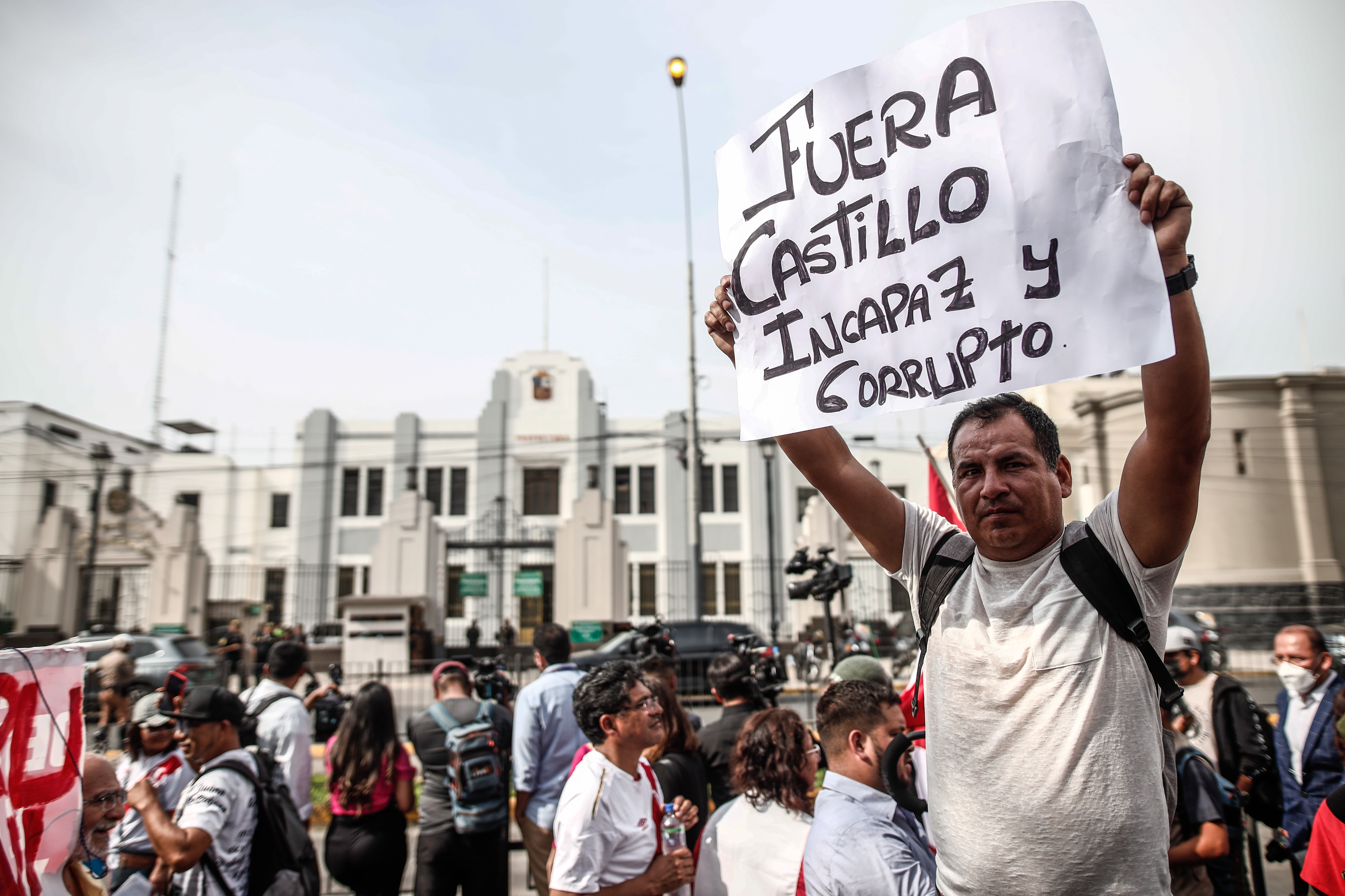 Las claves de la crisis en Perú: cinco preguntas para entender el golpe de Estado