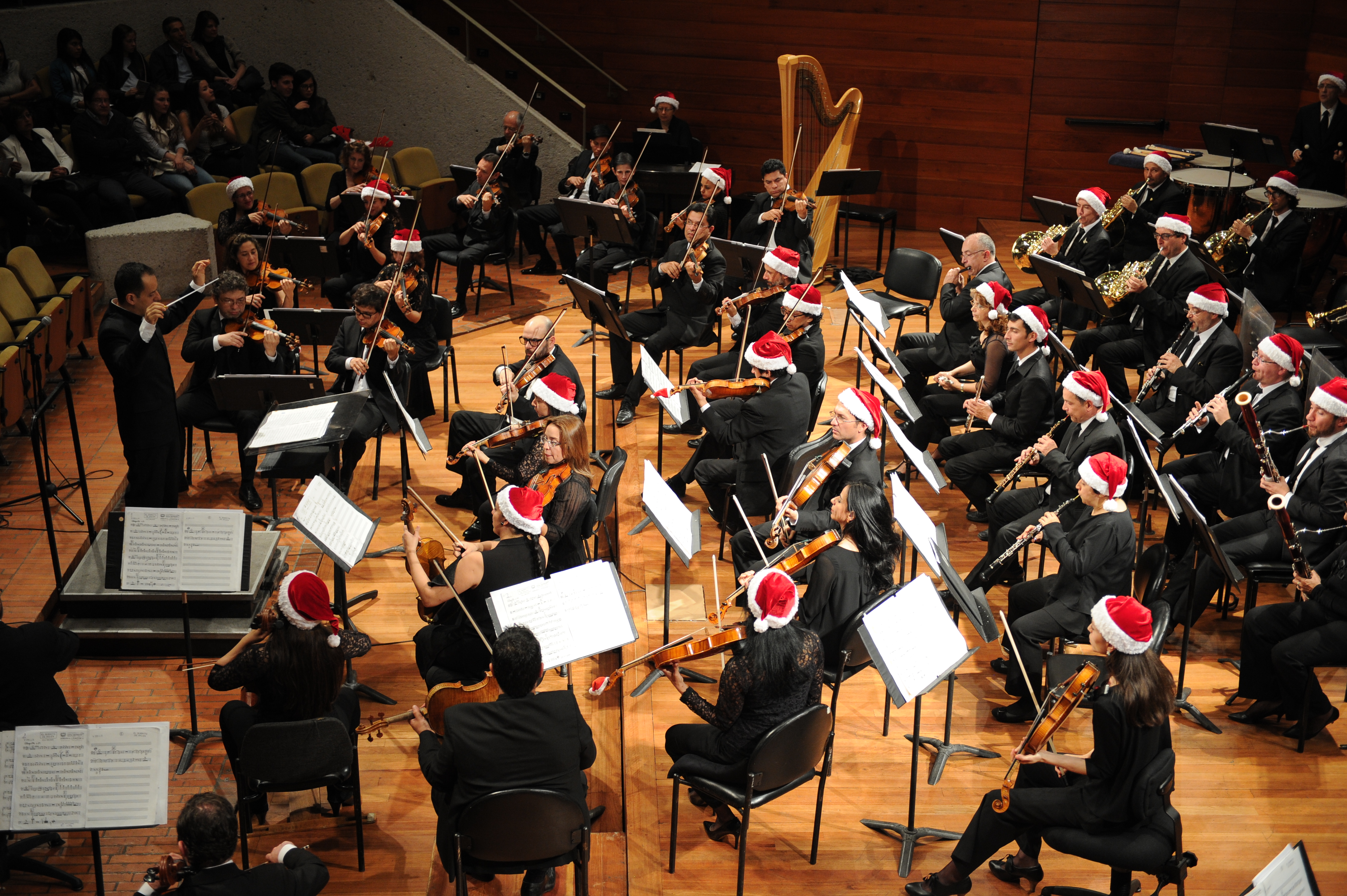 Concierto de la Orquesta Filarmónica de Bogotá, evento organizado por la Alcaldía de Bogotá, Circulo de experiencias de El Espectador, la Universidad Jorge Tadeo Lozano.