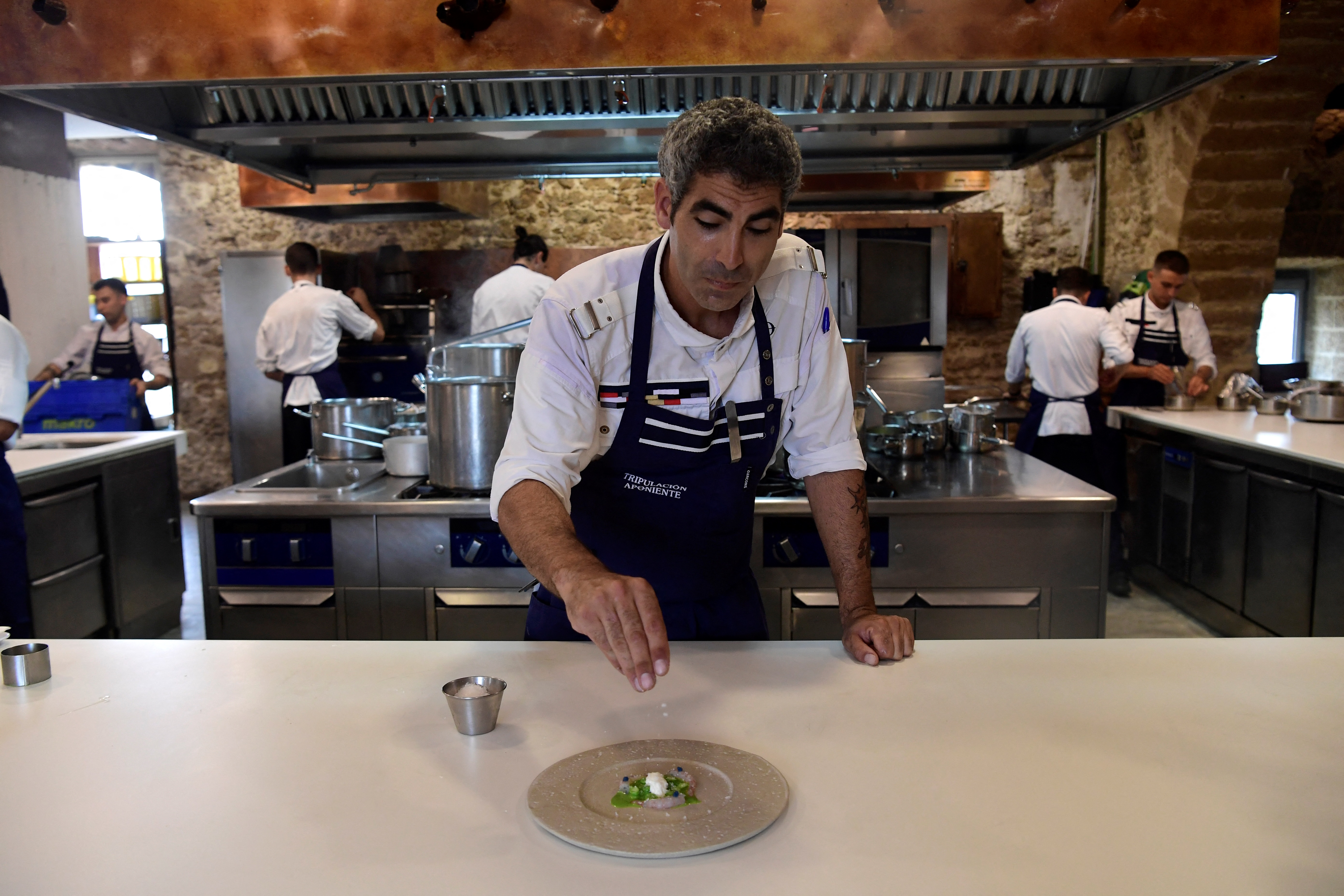 Ángel León, un niño de la marisma convertido en el chef del mar español