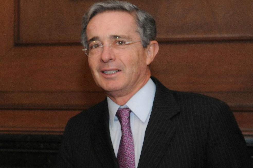 Uribe propone como modelo agrario el programa Agro Ingreso Seguro
