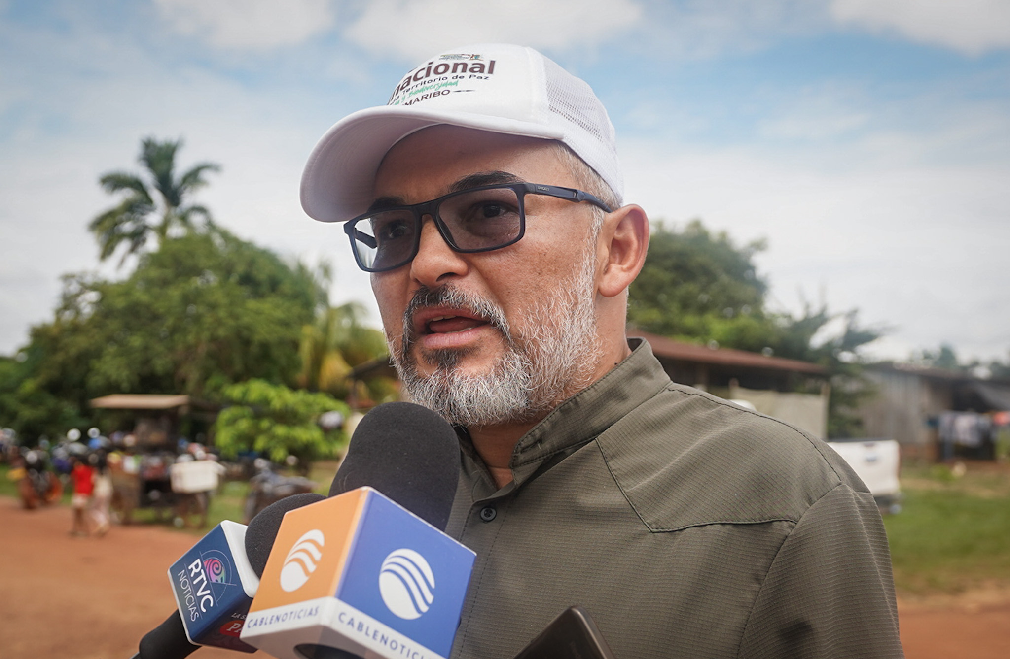 Francisco Tolosa, vocero civil de la Segunda Marquetalia, durante un foro sobre paz en Vichada.