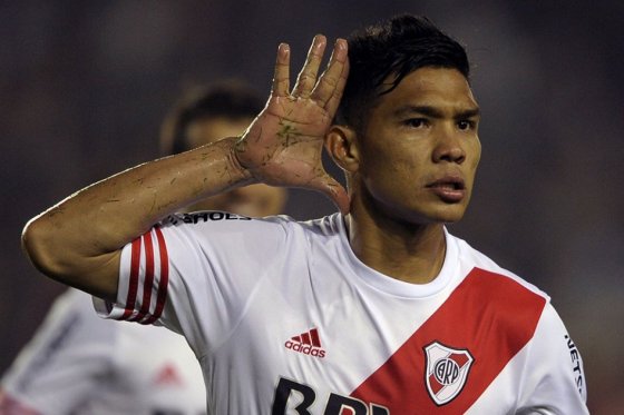 Teófilo Gutiérrez, titular en River para duelo contra Estudiantes
