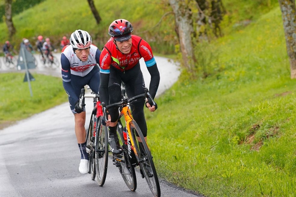 Se fue uno de los animadores del Giro de Italia: Mikel Landa abandonó tras caída
