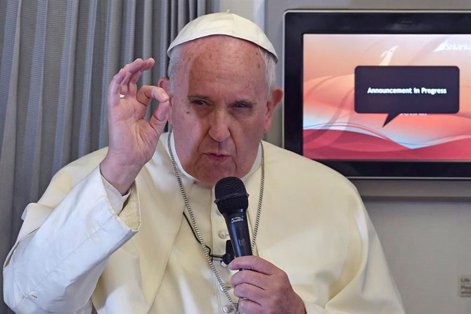 «Detrás de un atentado suicida hay un desequilibrio humano»: Papa Francisco