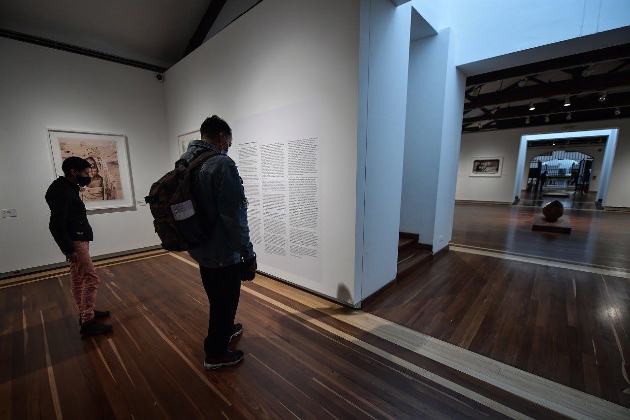 Esta obra se presenta, coincidencialmente, en un momento donde se pone a prueba el colonialismo y la mirada occidental que rige al mundo, por lo que es una oportunidad para que los ciudadanos se acerquen al pasado ancestral y le den la posibilidad de reivindicarlo siglos después de la Conquista.