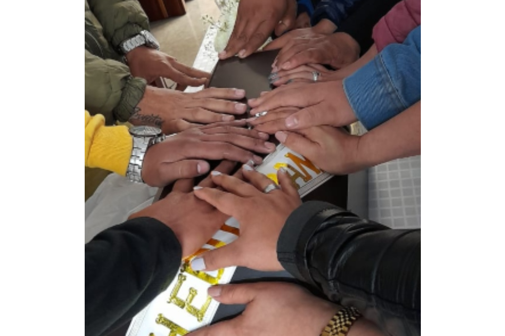 La familia de Edilbrando Huertas en la entrega del cuerpo el pasado 19 de febrero.