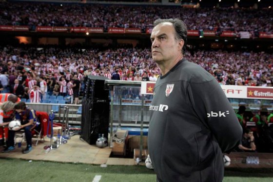 Bielsa y Bengochea, candidatos para dirigir a la Selección de Perú