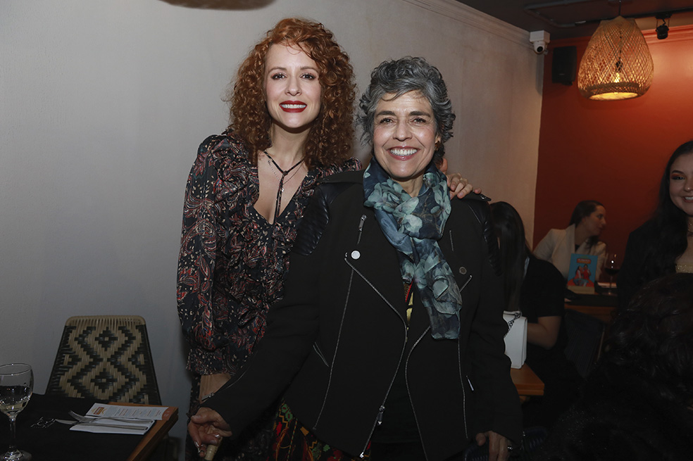 Paula Barreto y Magdalena La Rotta Dejemonos de Vargas 1 Capitulo