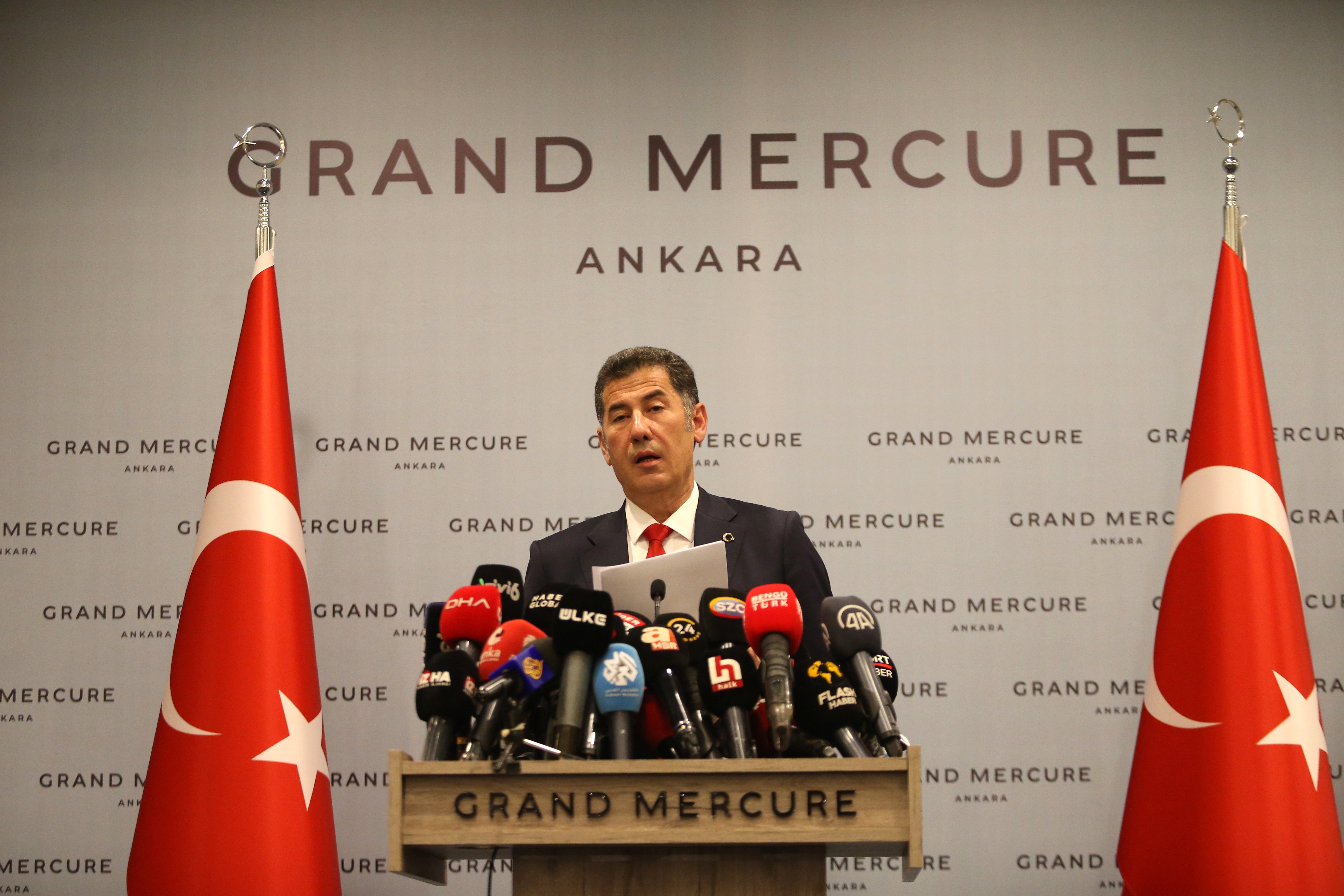 El tercero en las elecciones de Turquía respaldará a Erdogan en segunda vuelta
