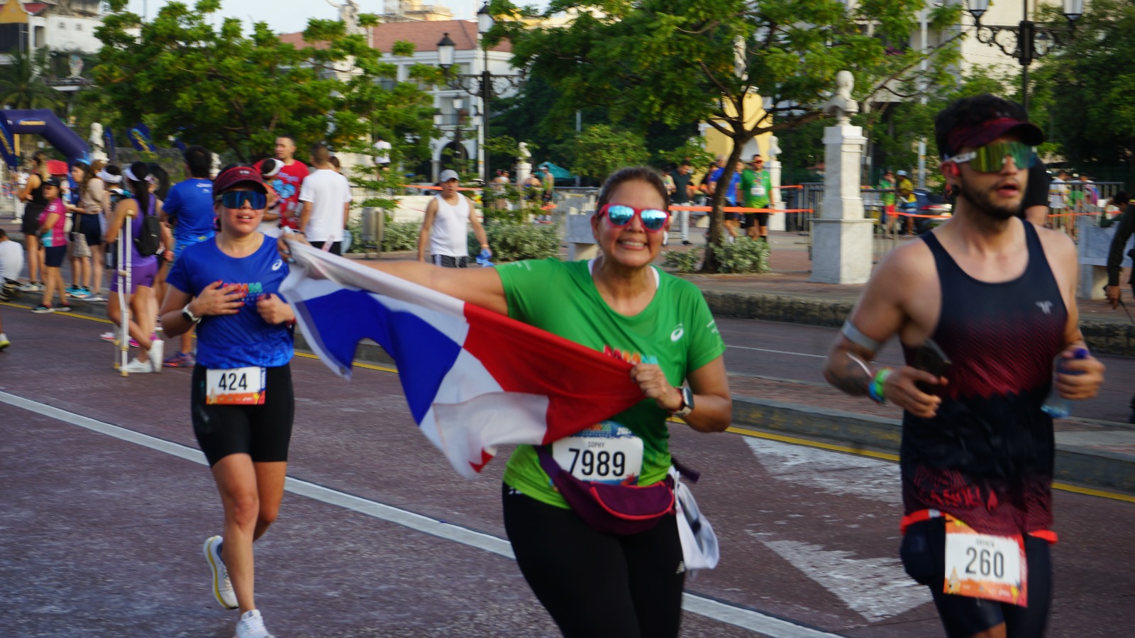 La Media Maratón del Mar 2025 convirtió a Cartagena en el epicentro del running con la participación de más de 9.000 corredores de 21 países.