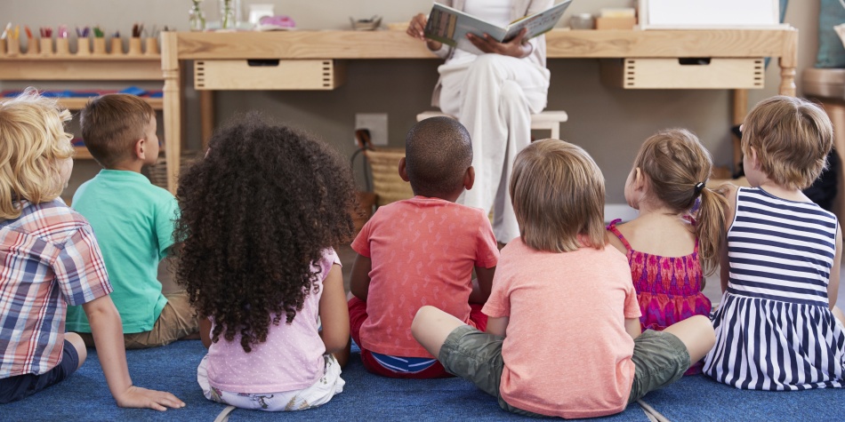 ¿Cómo enseñar a los niños que la discriminación por motivos de orientación sexual debe terminar?