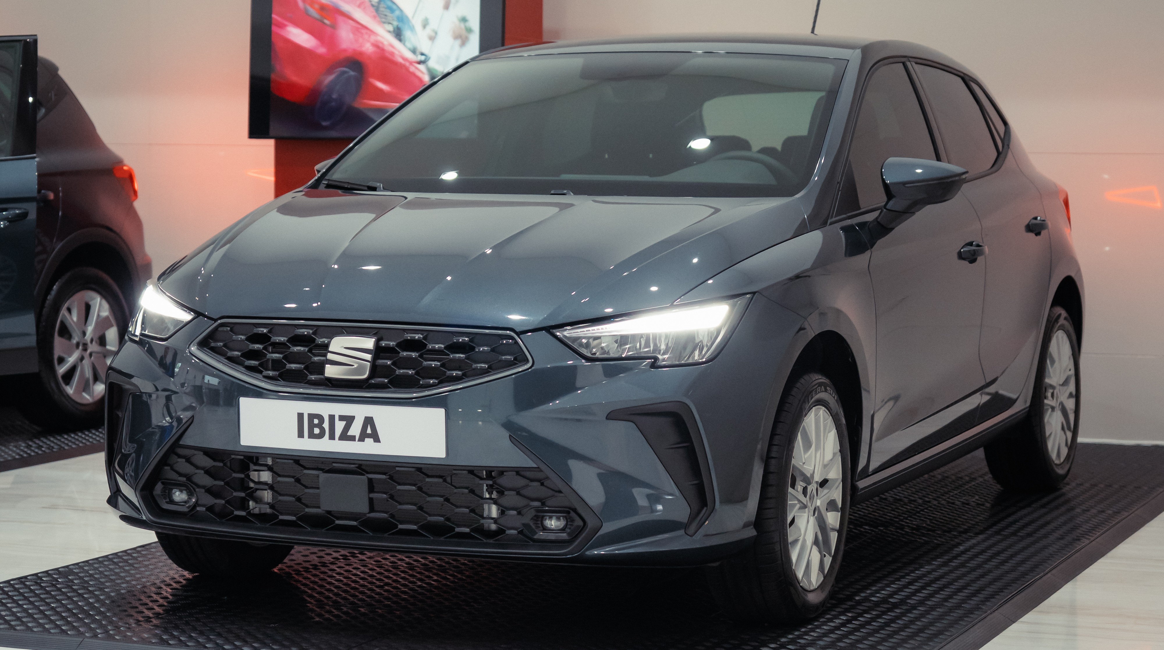 Seat Ibiza y Seat Arona 2026 en Colombia: precios, equipamiento y novedades