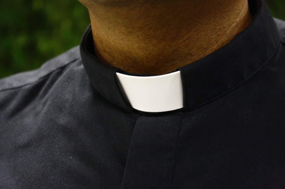 Condenan al “padre Ángel”, quien violó y asesinó a una mujer tras “exorcismo”